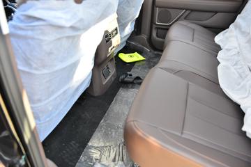 ���� ����9 2023�� ������ 2.0T���� 163���� �Զ����� ����˫��Ƥ��ͼƬ