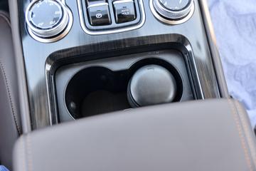 ���� ����9 2023�� ������ 2.0T���� 163���� �Զ����� ����˫��Ƥ��ͼƬ