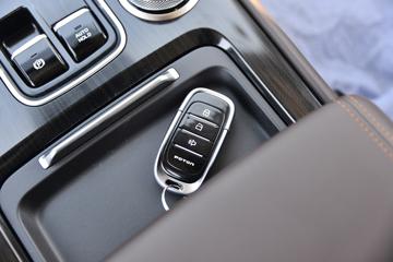 ���� ����9 2023�� ������ 2.0T���� 163���� �Զ����� ����˫��Ƥ��ͼƬ