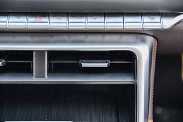 ���� ����9 2023�� ������ 2.0T���� 163���� �Զ����� ����˫��Ƥ��ͼƬ