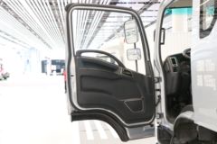 陕汽商用车 德龙G1 177马力 4X2 4.8米排半栏板载货车(SX1120NP6421)