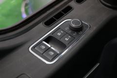 陕汽商用车 德御Q300 280马力 4X2 9.8米LNG自动档厢式载货车(SX5189XXYLB721TLQ1)