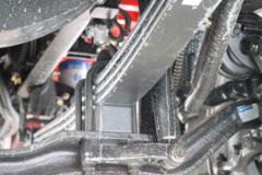陕汽商用车 德御Q300 280马力 4X2 9.8米LNG自动档厢式载货车(SX5189XXYLB721TLQ1)