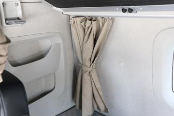 �������ó� �Ӱ�S700 12.5L���� 600���� 6X4 Ӯ��12�� AMT�Զ��� ǣ����ͼƬ