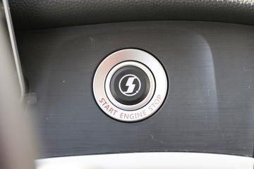 �������ó� �Ӱ�S700 12.5L���� 600���� 6X4 Ӯ��12�� AMT�Զ��� ǣ����ͼƬ