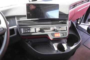 �������ó� �Ӱ�S700 12.5L���� 600���� 6X4 Ӯ��12�� AMT�Զ��� ǣ����ͼƬ