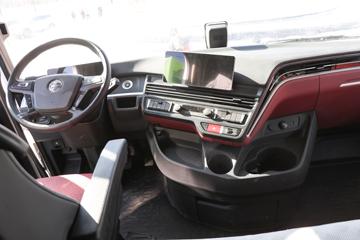 �������ó� �Ӱ�S700 12.5L���� 600���� 6X4 Ӯ��12�� AMT�Զ��� ǣ����ͼƬ