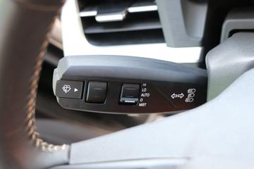 �������ó� �Ӱ�S700 12.5L���� 600���� 6X4 Ӯ��12�� AMT�Զ��� ǣ����ͼƬ
