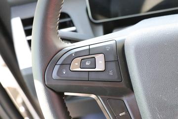 �������ó� �Ӱ�S700 12.5L���� 600���� 6X4 Ӯ��12�� AMT�Զ��� ǣ����ͼƬ