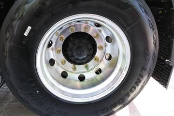 �������ó� �Ӱ�S700 12.5L���� 600���� 6X4 Ӯ��12�� AMT�Զ��� ǣ����ͼƬ