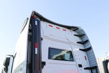 �������ó� �Ӱ�S700 12.5L���� 600���� 6X4 Ӯ��12�� AMT�Զ��� ǣ����ͼƬ