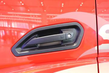 �������ó� �Ӱ�S700 580���� 6X4 LNG�Զ���ǣ����(Һ��)ͼƬ