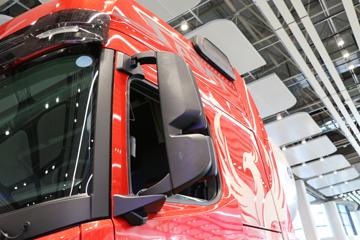 �������ó� �Ӱ�S700 580���� 6X4 LNG�Զ���ǣ����(Һ��)ͼƬ