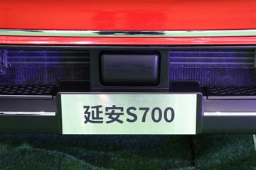 �������ó� �Ӱ�S700 580���� 6X4 LNG�Զ���ǣ����(Һ��)ͼƬ