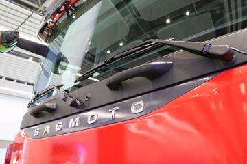�������ó� �Ӱ�S700 580���� 6X4 LNG�Զ���ǣ����(Һ��)ͼƬ
