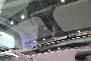 �������ó� �Ӱ�S700 580���� 6X4 LNG�Զ���ǣ����(Һ��)ͼƬ