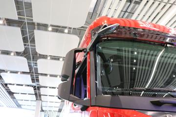 �������ó� �Ӱ�S700 580���� 6X4 LNG�Զ���ǣ����(Һ��)ͼƬ