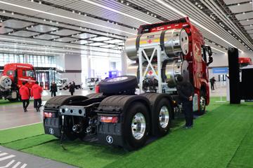 �������ó� �Ӱ�S700 580���� 6X4 LNG�Զ���ǣ����(Һ��)ͼƬ