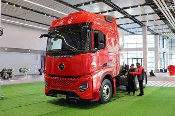 陕汽商用车 延安S700 580马力 6X4 LNG自动档牵引车(液缓)(SX4250XPN394)