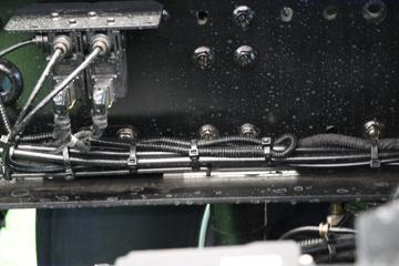 �������ó� �Ӱ�S700 580���� 6X4 LNG�Զ���ǣ����(Һ��)ͼƬ