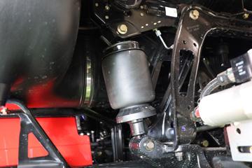 �������ó� �Ӱ�S700 580���� 6X4 LNG�Զ���ǣ����(Һ��)ͼƬ