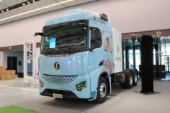 陕汽商用车 延安S700 580马力 6X4 CNG自动档牵引车