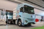 陕汽商用车 延安S700 580马力 6X4 CNG自动档牵引车
