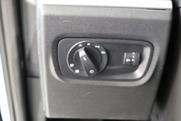 �������ó� �Ӱ�S700 580���� 6X4 CNG�Զ���ǣ����ͼƬ