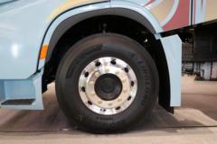 陕汽商用车 延安S700 580马力 6X4 CNG自动档牵引车