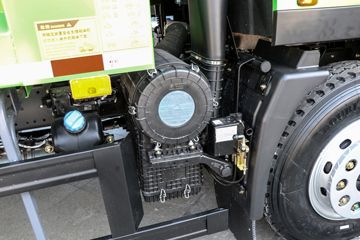 �������ó� ����X9 220���� 4X2 3.75����ж��ͼƬ