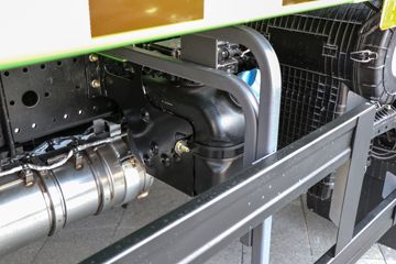 �������ó� ����X9 220���� 4X2 3.75����ж��ͼƬ