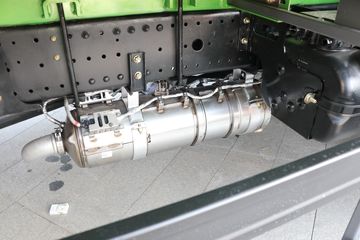 �������ó� ����X9 220���� 4X2 3.75����ж��ͼƬ