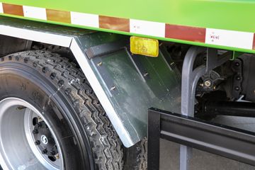 �������ó� ����X9 220���� 4X2 3.75����ж��ͼƬ