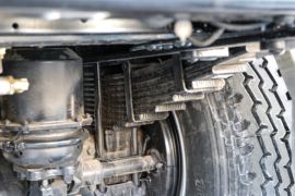 轩德X9&nbsp;自卸车底盘                                                图片