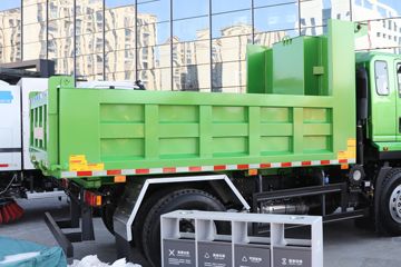 �������ó� ����X9 220���� 4X2 3.75����ж��ͼƬ