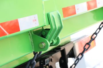 �������ó� ����X9 220���� 4X2 3.75����ж��ͼƬ