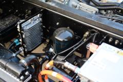 飞碟HX5 4X2 4.13米单排混合动力自卸车17.52kWh