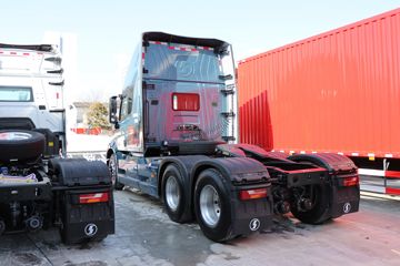 轾德·炎&nbsp;牵引车外观                                                图片