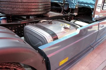 �������ó� ���¡��� ����� 560���� 6X4 ��ͷǣ����(����)ͼƬ