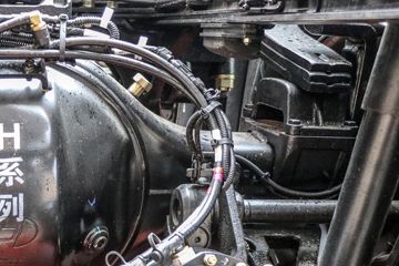 �����ؿ� ����X6000 �콢�� 590���� 6X4 LNG�Զ���ǣ����(Һ��)(SX4259GE4TLQ4)ͼƬ