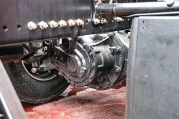 �����ؿ� ����X6000 �콢�� 590���� 6X4 LNG�Զ���ǣ����(Һ��)(SX4259GE4TLQ4)ͼƬ