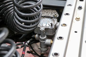 �����ؿ� ����X6000 �콢�� 590���� 6X4 LNG�Զ���ǣ����(Һ��)(SX4259GE4TLQ4)ͼƬ