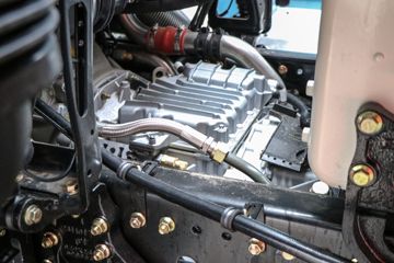 �����ؿ� ����X6000 �콢�� 590���� 6X4 LNG�Զ���ǣ����(Һ��)(SX4259GE4TLQ4)ͼƬ