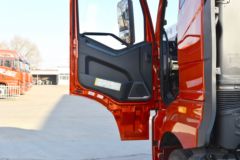 一汽解放 J6G 320马力 4X2 6.8米厢式载货车(一汽解放10档)(CA5181XXYP62K1L4E6)