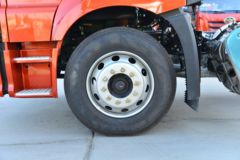 一汽解放 J6G 320马力 4X2 6.8米厢式载货车(一汽解放10档)(CA5181XXYP62K1L4E6)