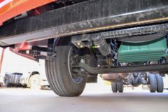 一汽解放 J6G 320马力 4X2 6.8米厢式载货车(一汽解放10档)(CA5181XXYP62K1L4E6)
