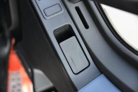 解放J6G&nbsp;载货车驾驶室                                               图片