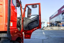 解放J6G&nbsp;载货车驾驶室                                               图片