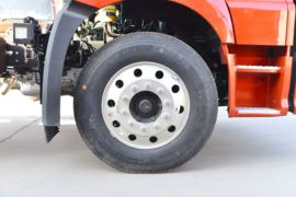 解放J6G&nbsp;载货车底盘                                                图片