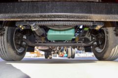 一汽解放 J6G 领航版 320马力 4X2 6.75米AMT自动档栏板载货车(CA1181P62K1L4E6)
